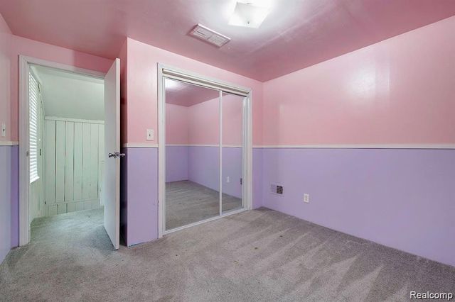 6849 Rosemont Avenue, Detroit, MI 48228