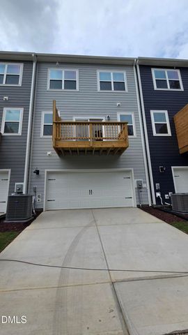 803 Lucky Clover Way, Fuquay Varina, NC 27526