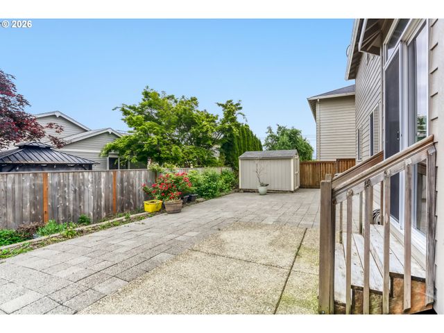 21533 Sw SUSAN Ln, Beaverton, OR 97003