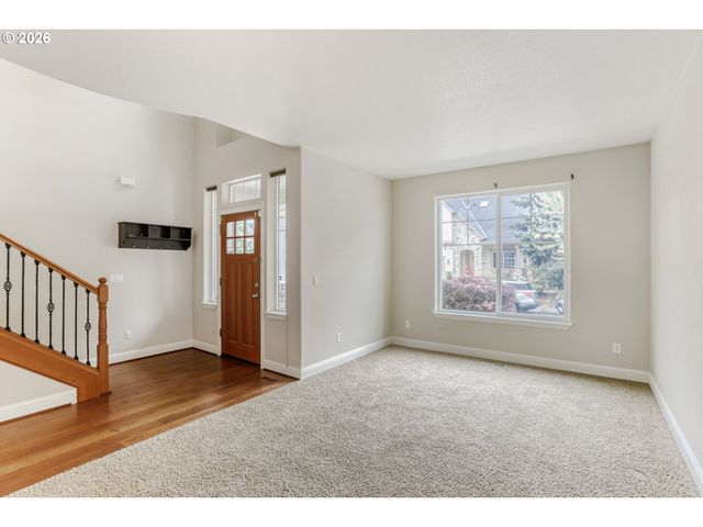 21533 Sw SUSAN Ln, Beaverton, OR 97003