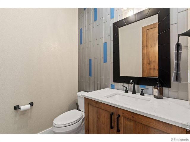 3324 Fox Crossing Place, Loveland, CO 80537