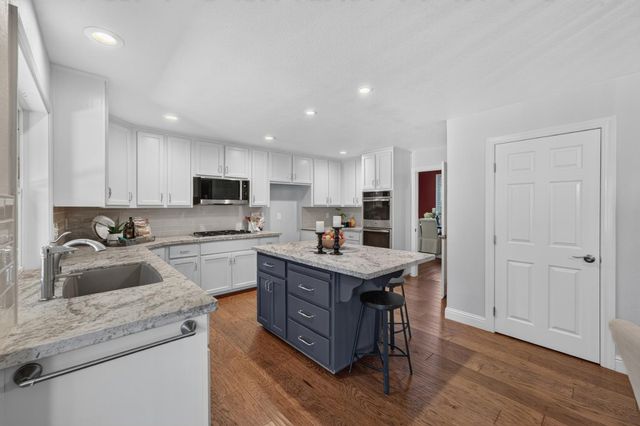 6870 Leibinger Ln, Granite Bay, CA 95746