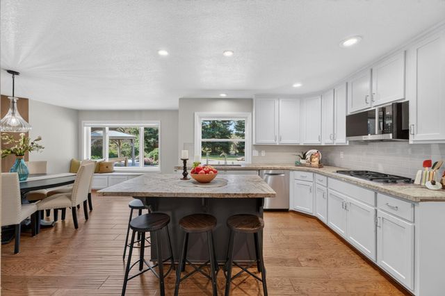6870 Leibinger Ln, Granite Bay, CA 95746