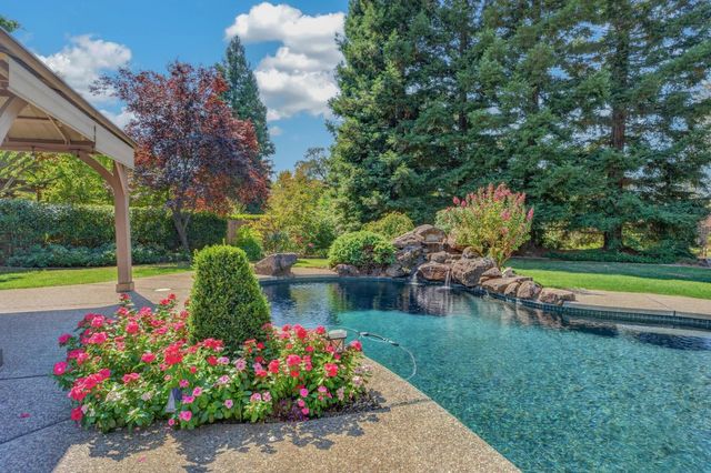 6870 Leibinger Ln, Granite Bay, CA 95746