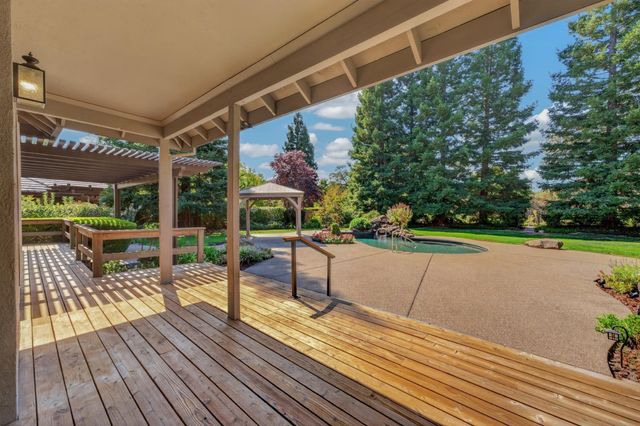 6870 Leibinger Ln, Granite Bay, CA 95746