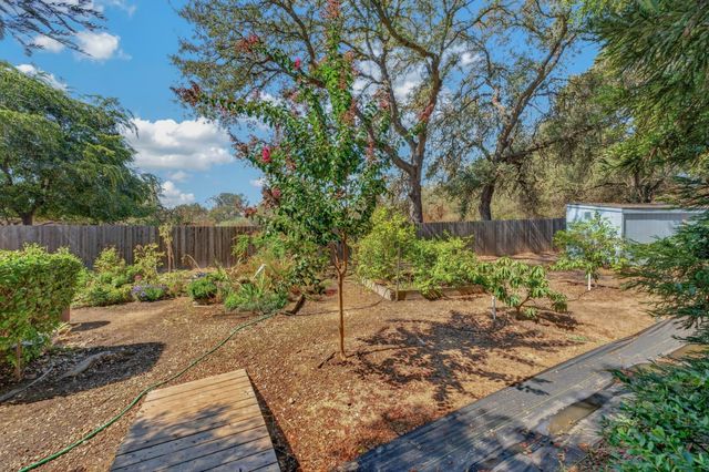 6870 Leibinger Ln, Granite Bay, CA 95746