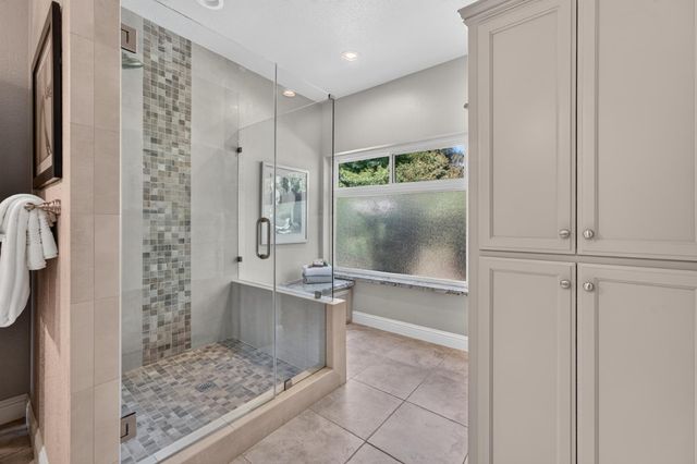 6870 Leibinger Ln, Granite Bay, CA 95746