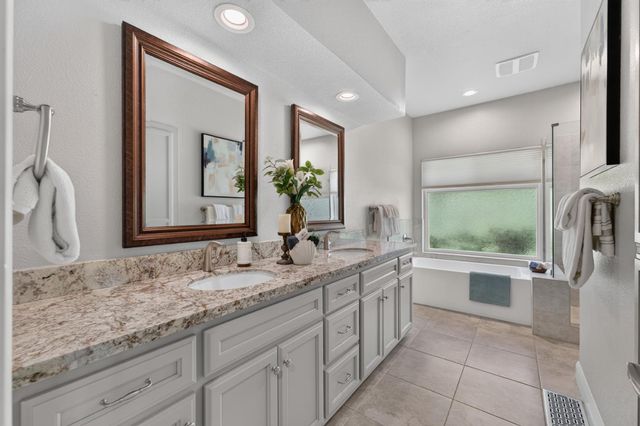 6870 Leibinger Ln, Granite Bay, CA 95746