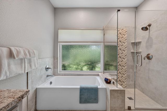 6870 Leibinger Ln, Granite Bay, CA 95746