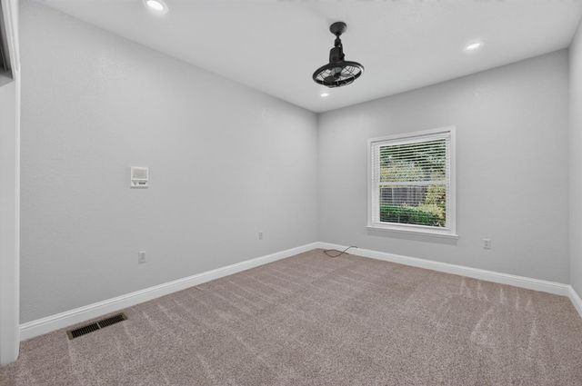 6870 Leibinger Ln, Granite Bay, CA 95746