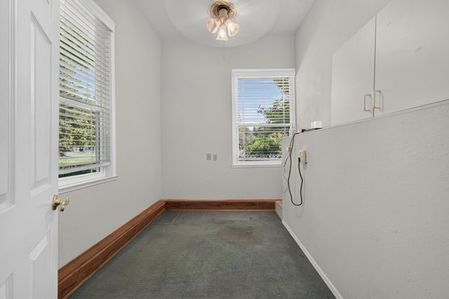 6870 Leibinger Ln, Granite Bay, CA 95746