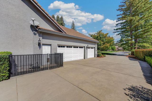 6870 Leibinger Ln, Granite Bay, CA 95746
