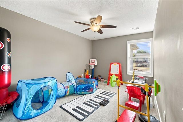16110 kentucky View Drive, Belton, MO 64012