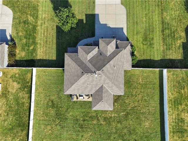 16110 kentucky View Drive, Belton, MO 64012
