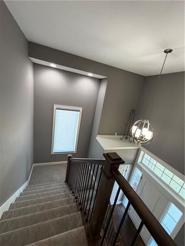 16110 kentucky View Drive, Belton, MO 64012
