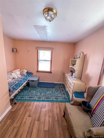 59 Chatterton Avenue, White Plains, NY 10606