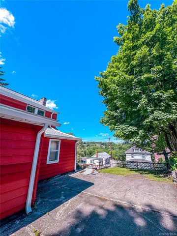 59 Chatterton Avenue, White Plains, NY 10606