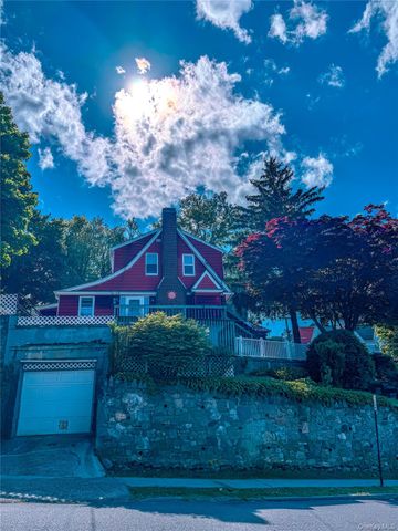 59 Chatterton Avenue, White Plains, NY 10606