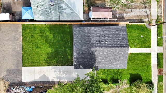 1733 E Lacrosse Ave, Spokane, WA 99207