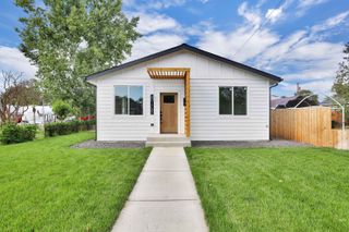 1733 E Lacrosse Ave, Spokane, WA 99207