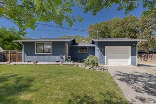 1223 5th Avenue, Gold Hill, OR 97525