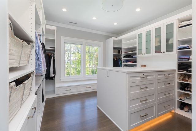 8 Hidden Road, Weston, MA 02493