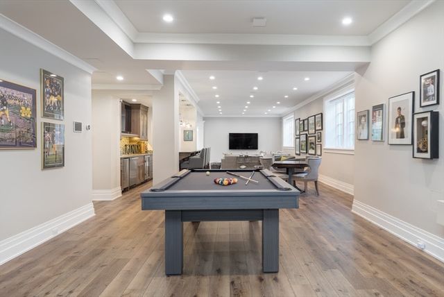 8 Hidden Road, Weston, MA 02493