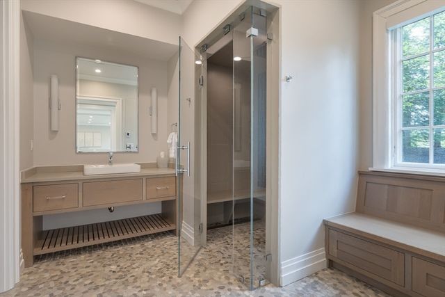 8 Hidden Road, Weston, MA 02493