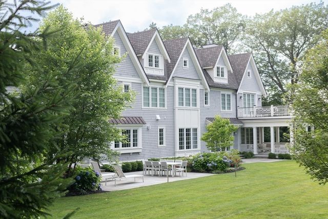 8 Hidden Road, Weston, MA 02493