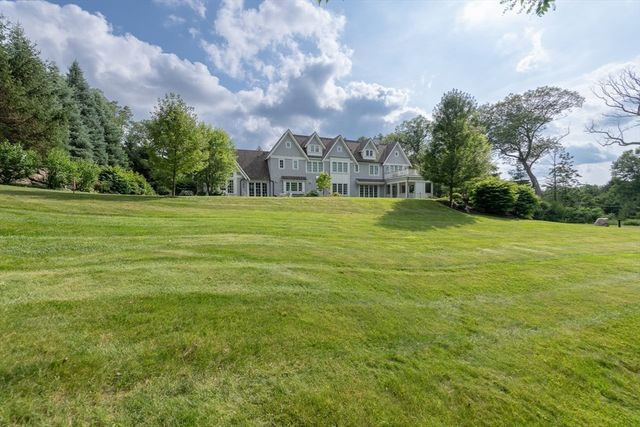 8 Hidden Road, Weston, MA 02493