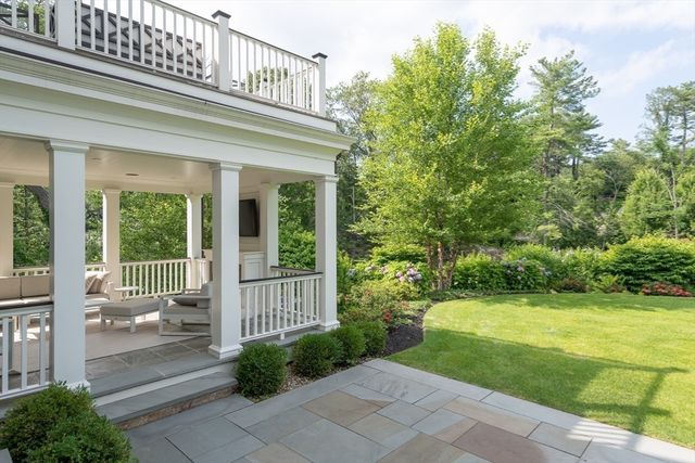 8 Hidden Road, Weston, MA 02493