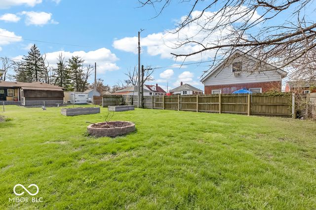 50 S Brentwood Avenue, Indianapolis, IN 46229