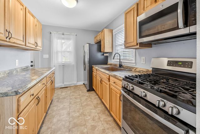 50 S Brentwood Avenue, Indianapolis, IN 46229