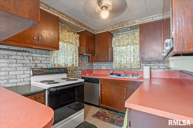 1119 RUTLEDGE Street, Springfield, IL 62702