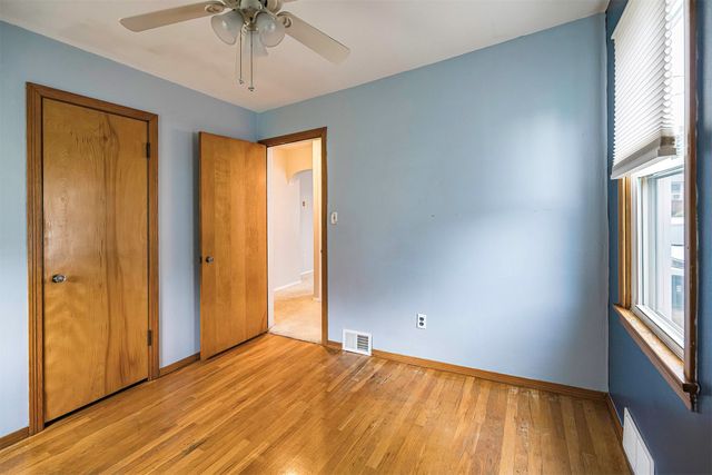 1415 COLD SPRING Drive, Erie, PA 16508