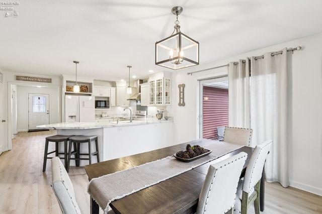 3781 Parkside Reserve Street, Vermilion, OH 44089