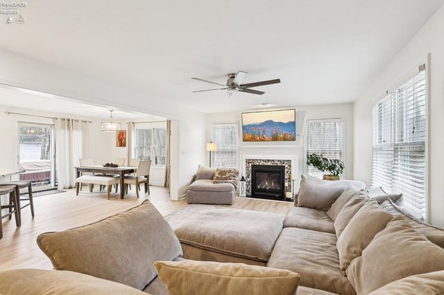 3781 Parkside Reserve Street, Vermilion, OH 44089