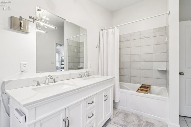 3781 Parkside Reserve Street, Vermilion, OH 44089