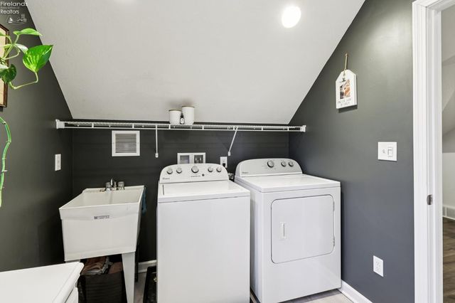 3781 Parkside Reserve Street, Vermilion, OH 44089