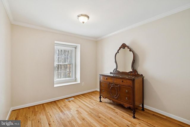 7810 ASHLEY GLEN RD, Annandale, VA 22003