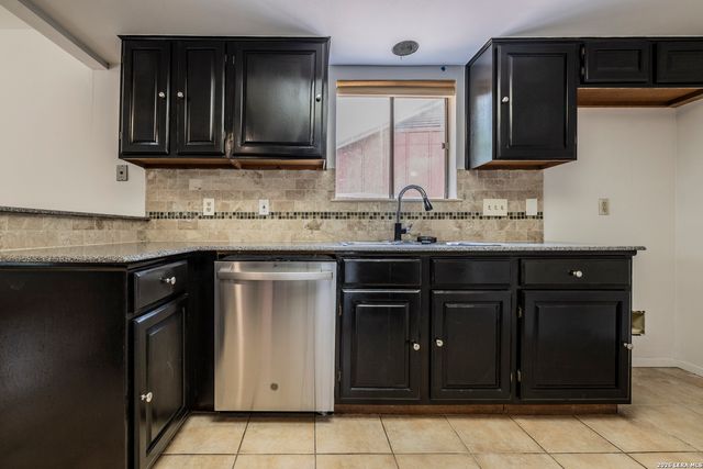 6122 RIDGEBROOK ST, San Antonio, TX 78250