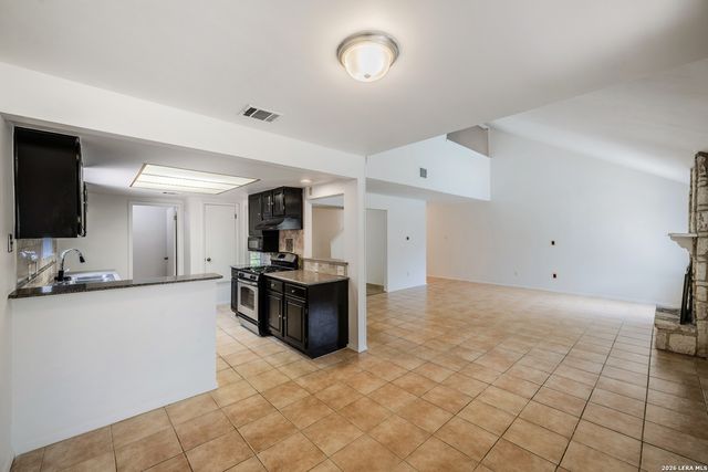 6122 RIDGEBROOK ST, San Antonio, TX 78250