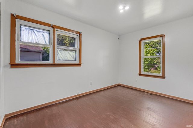 401 W Fairfax Avenue, Fort Wayne, IN 46807