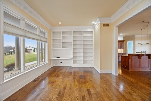 3360 Shannon Run Road, Versailles, KY 40383