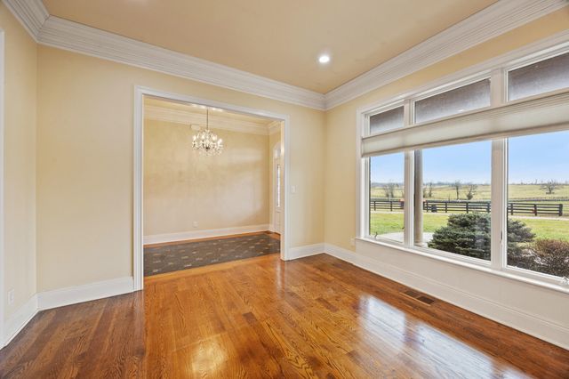 3360 Shannon Run Road, Versailles, KY 40383