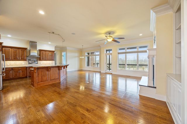 3360 Shannon Run Road, Versailles, KY 40383