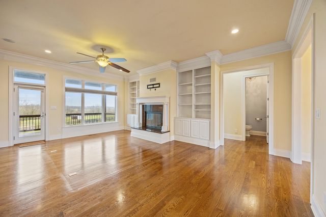 3360 Shannon Run Road, Versailles, KY 40383