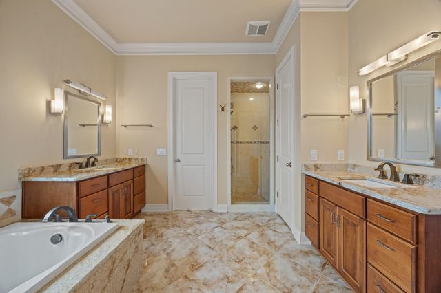 3360 Shannon Run Road, Versailles, KY 40383