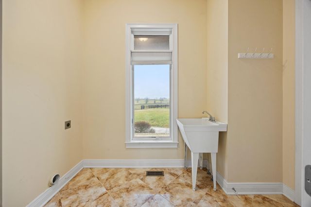 3360 Shannon Run Road, Versailles, KY 40383