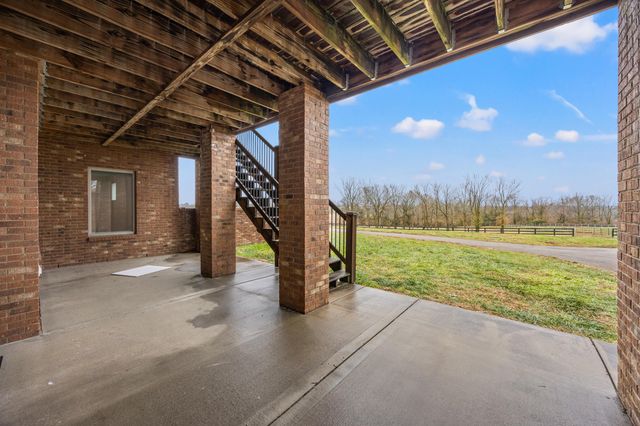 3360 Shannon Run Road, Versailles, KY 40383